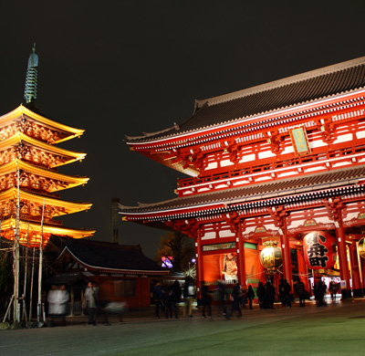 Sensoji Temple at night - "Sensoji at night 5" by Kakidai - Own work. Licensed under CC BY-SA 3.0 via Commons - https://commons.wikimedia.org/wiki/File:Sensoji_at_night_5.JPG#/media/File:Sensoji_at_night_5.JPG